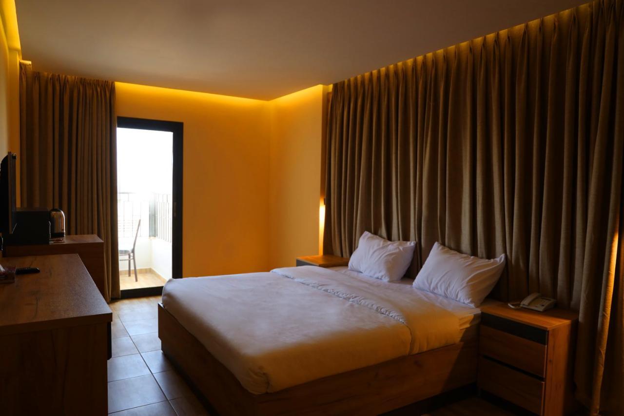 The Palm Hotel Акаба Екстер'єр фото